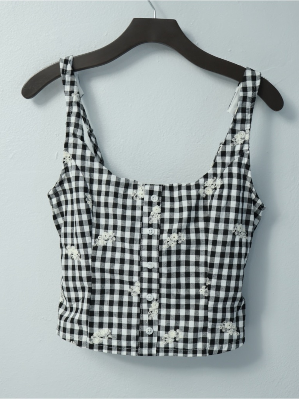 Lotus & Lavender Black & White Gingham Button-Front Crop Tank Floral Embroidery